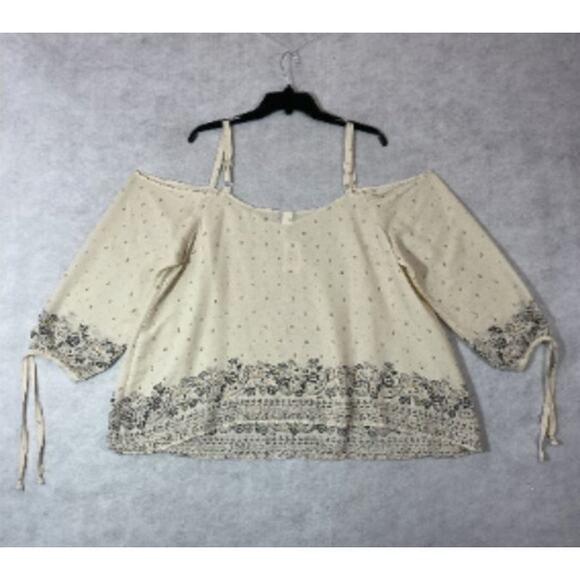TORRID Off Shoulder Boho Blouse Sz 2X Adjustable Strap Beige Gray Paisley EUC - Picture 1 of 6